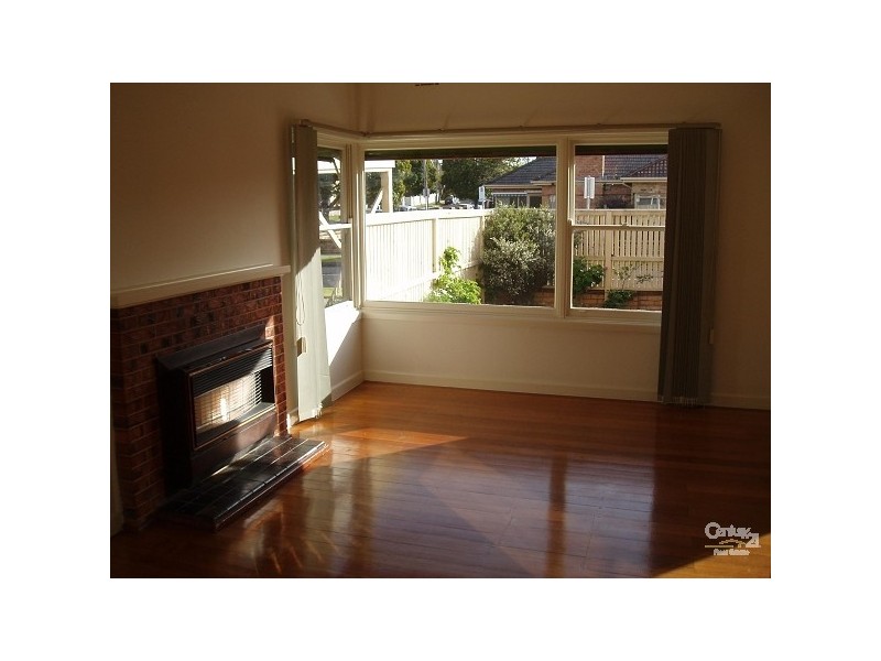 98 Tucker Road, Bentleigh VIC 3204