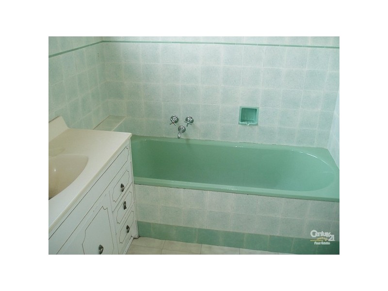 98 Tucker Road, Bentleigh VIC 3204