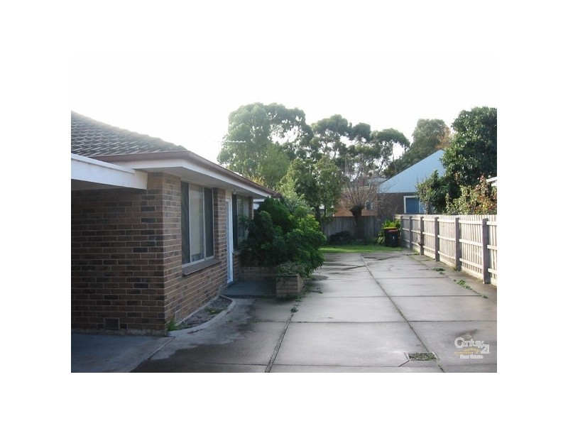3/109 Centre Dandenong Road, Cheltenham VIC 3192