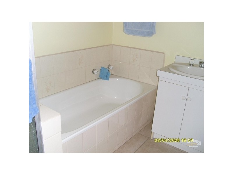 2/102 Centre Dandenong Road, Cheltenham VIC 3192