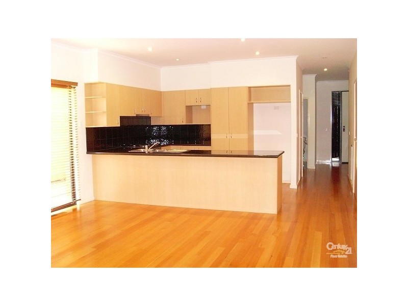 9 Garfield Street, Cheltenham VIC 3192