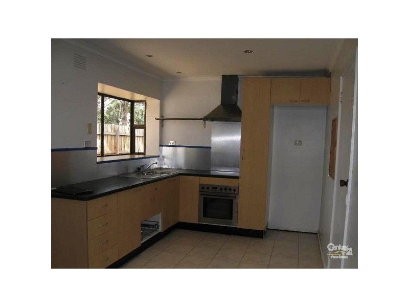 8/50 Fewster Road, Hampton VIC 3188