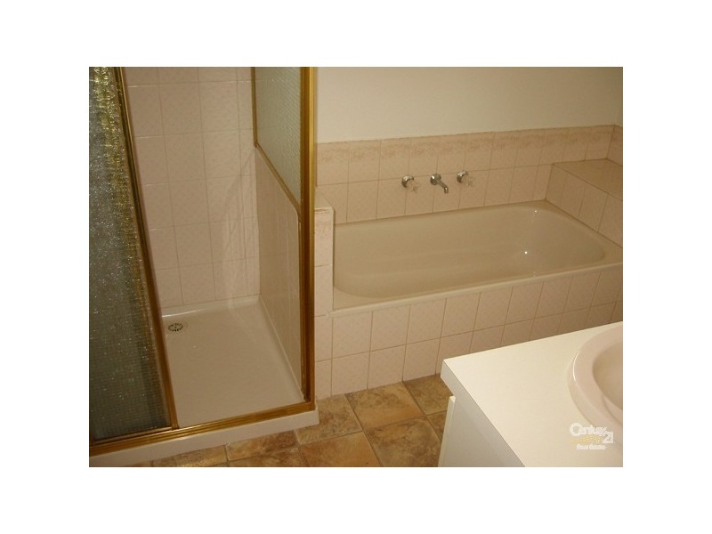 2A Lorraine Street, Cheltenham VIC 3192