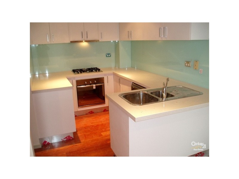 2/12 Matthews Road, Bentleigh East VIC 3165