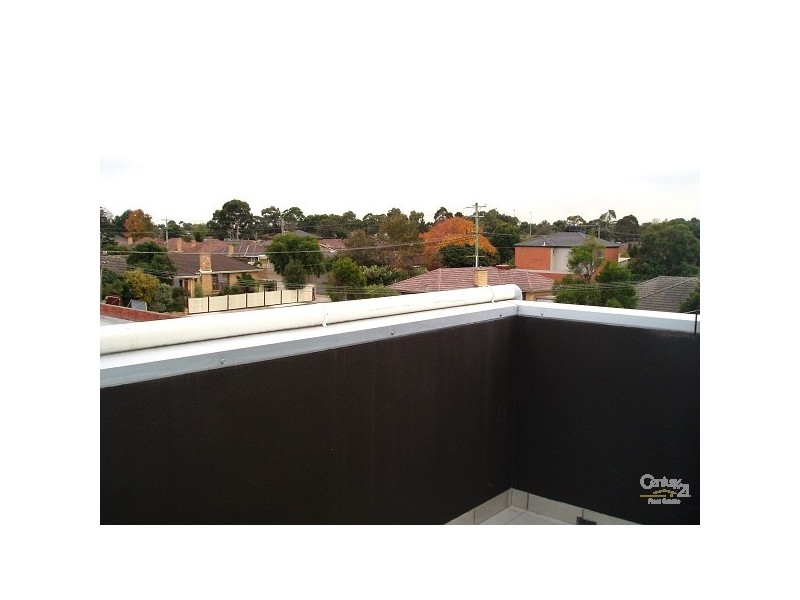 2/12 Matthews Road, Bentleigh East VIC 3165