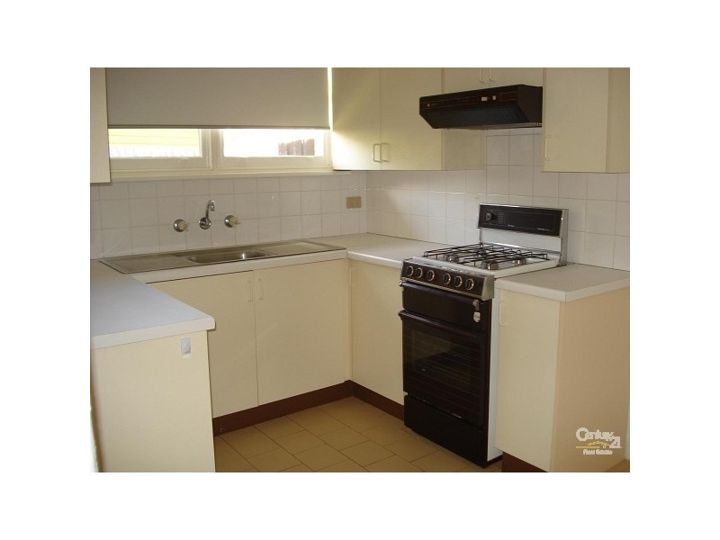 2/1 Berwick Street, Brighton VIC 3186