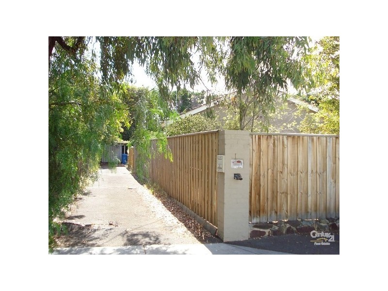 2/1 Berwick Street, Brighton VIC 3186