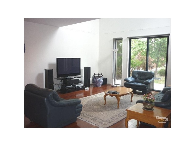 15 Hanby Street, Brighton VIC 3186