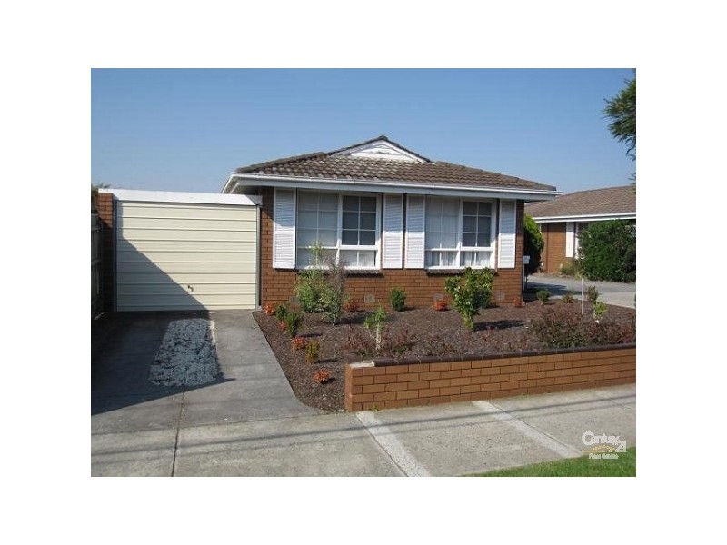 1/18 Warrigal Road, Mentone VIC 3194