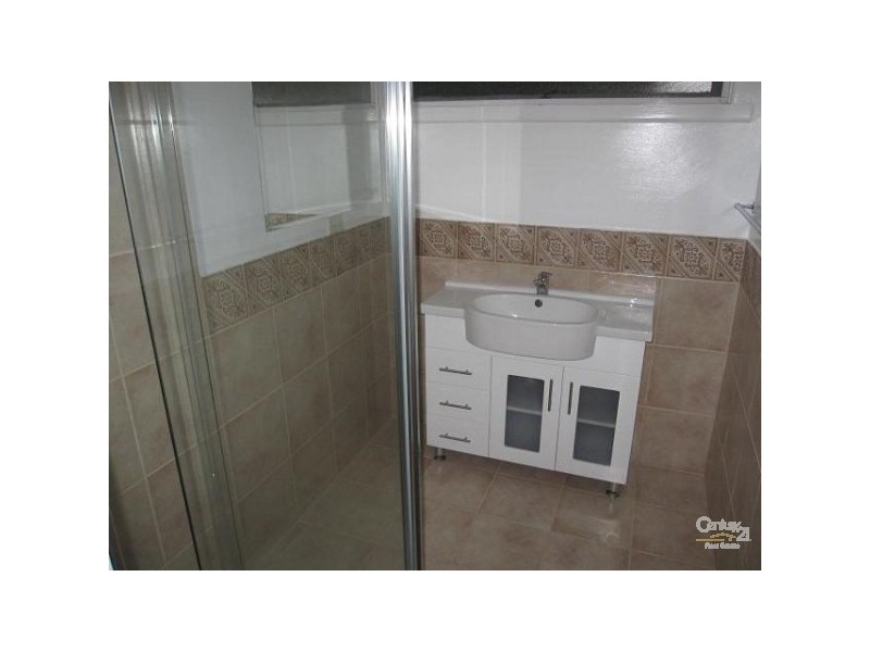 1/18 Warrigal Road, Mentone VIC 3194