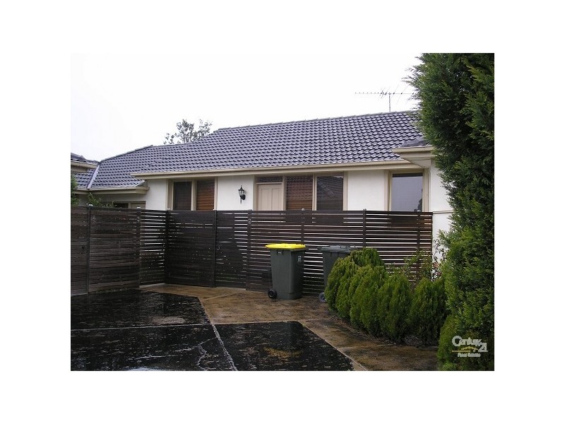 2/12 Curtin Street, Bentleigh East VIC 3165