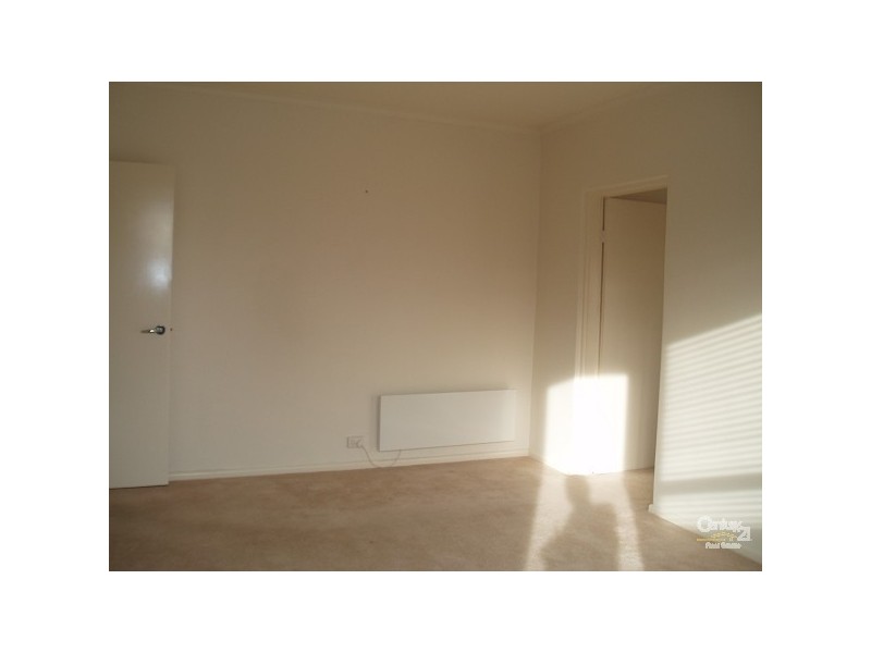 2/12 Curtin Street, Bentleigh East VIC 3165