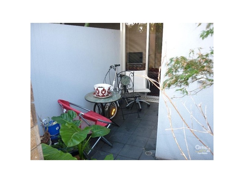 17/568 New Street, Brighton VIC 3186