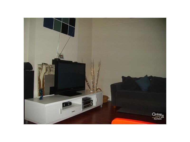 49 Montclair Avenue, Brighton VIC 3186