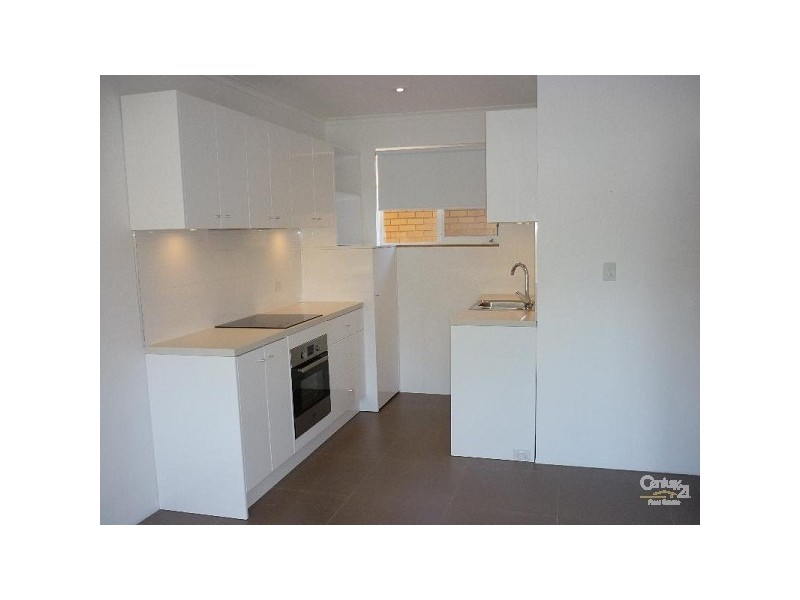 10/6 Newman Street, Carnegie VIC 3163