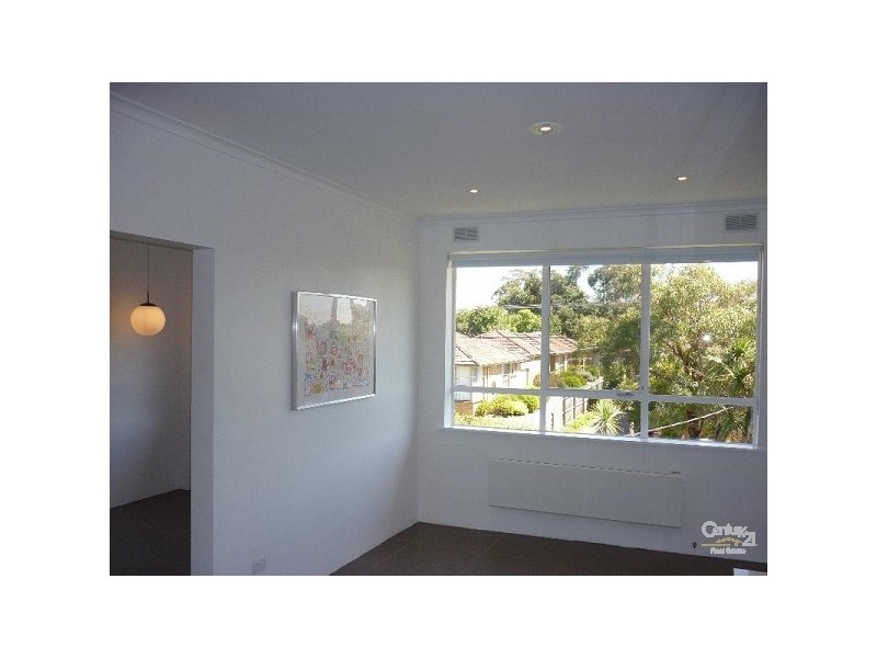 10/6 Newman Street, Carnegie VIC 3163