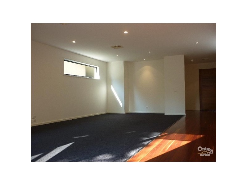 15 Hanby Street, Brighton VIC 3186