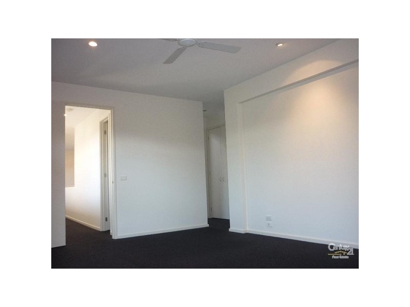 15 Hanby Street, Brighton VIC 3186