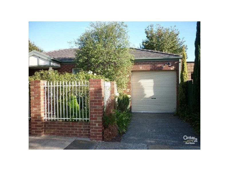 1/2 Benina Street, Bentleigh East VIC 3165
