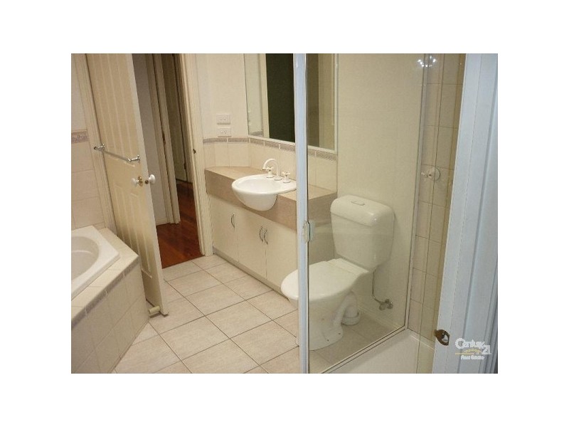 1/2 Benina Street, Bentleigh East VIC 3165