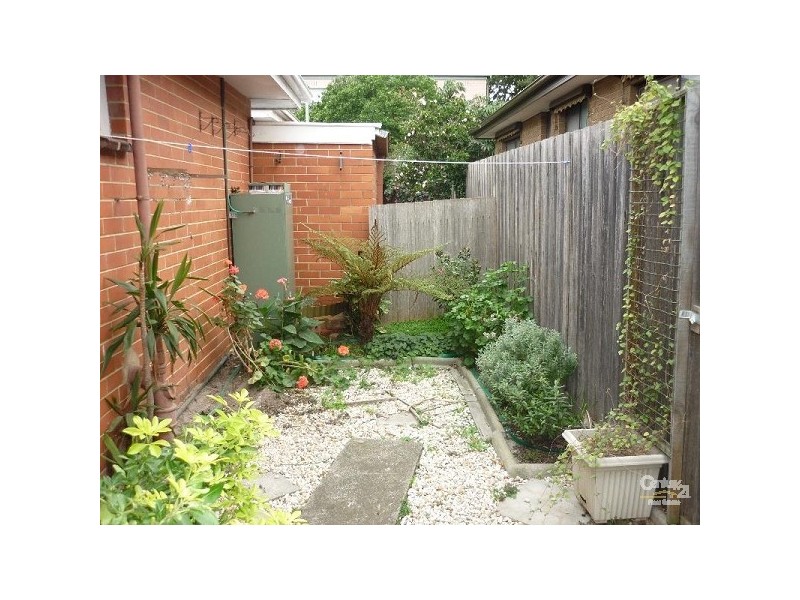 6/24 Parnell Street, Elsternwick VIC 3185