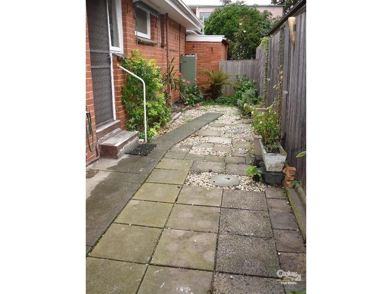 6/24 Parnell Street, Elsternwick VIC 3185