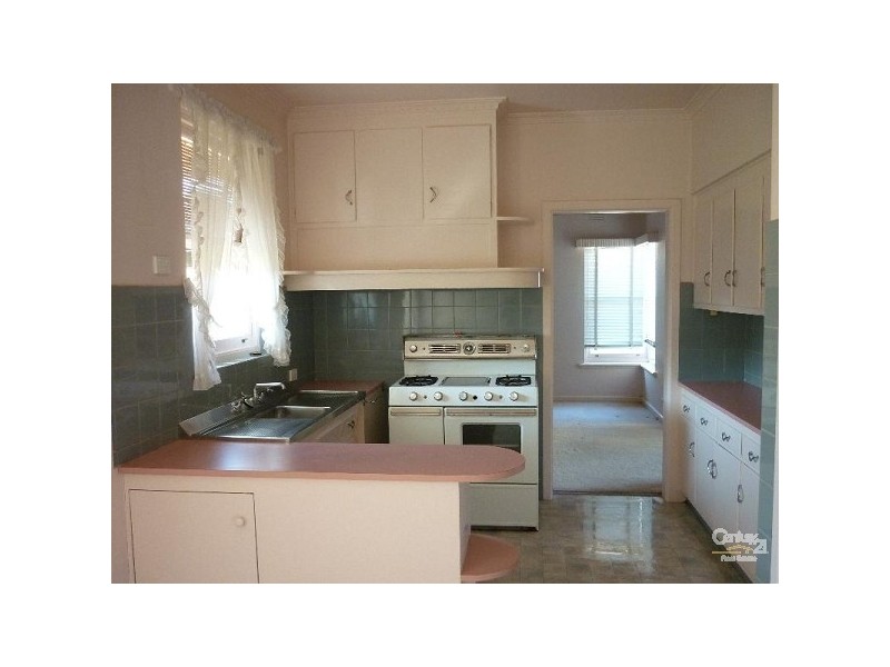 31 Seaview Avenue, Bentleigh East VIC 3165