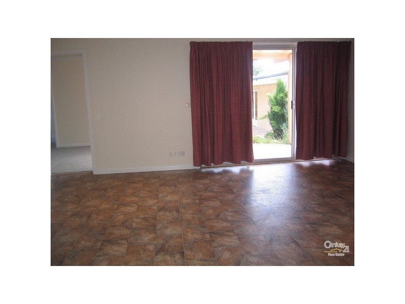 24 Swinden Avenue, Cheltenham VIC 3192