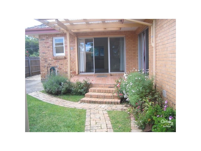 24 Swinden Avenue, Cheltenham VIC 3192