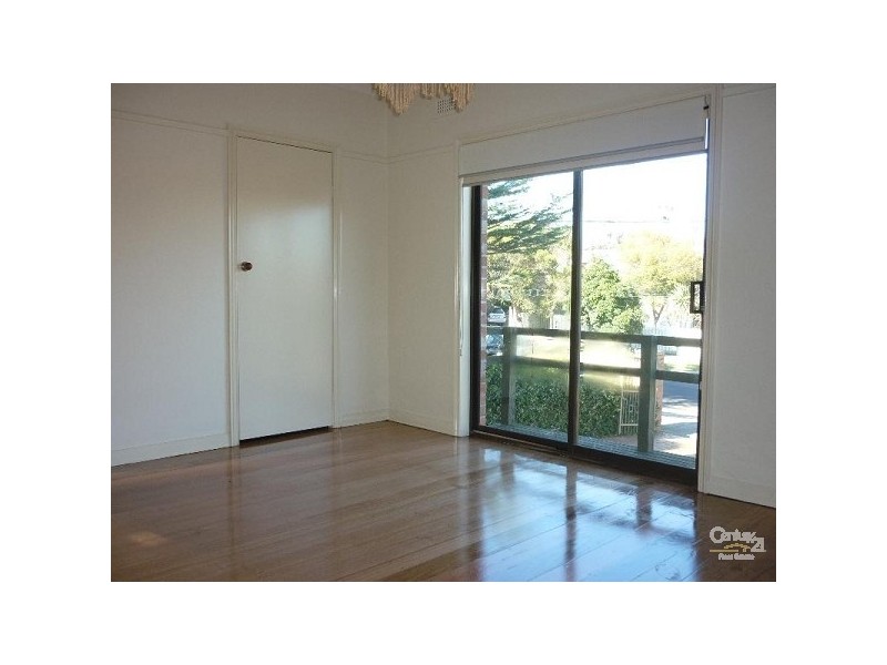 1 Paschal Street, Bentleigh VIC 3204