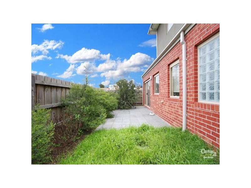 2/759 North Road, Murrumbeena VIC 3163