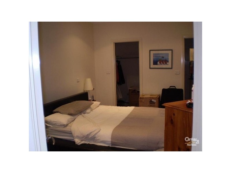 33B Stuart Avenue, Cheltenham VIC 3192