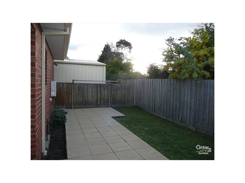 33B Stuart Avenue, Cheltenham VIC 3192