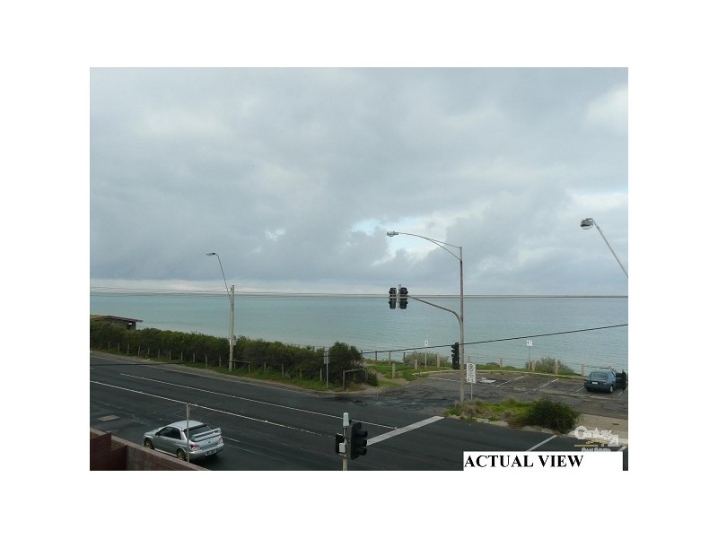 17/122 Beach Road, Parkdale VIC 3195