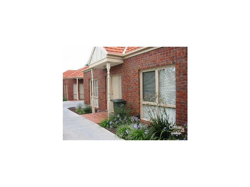 2/121 Charman Road, Beaumaris VIC 3193