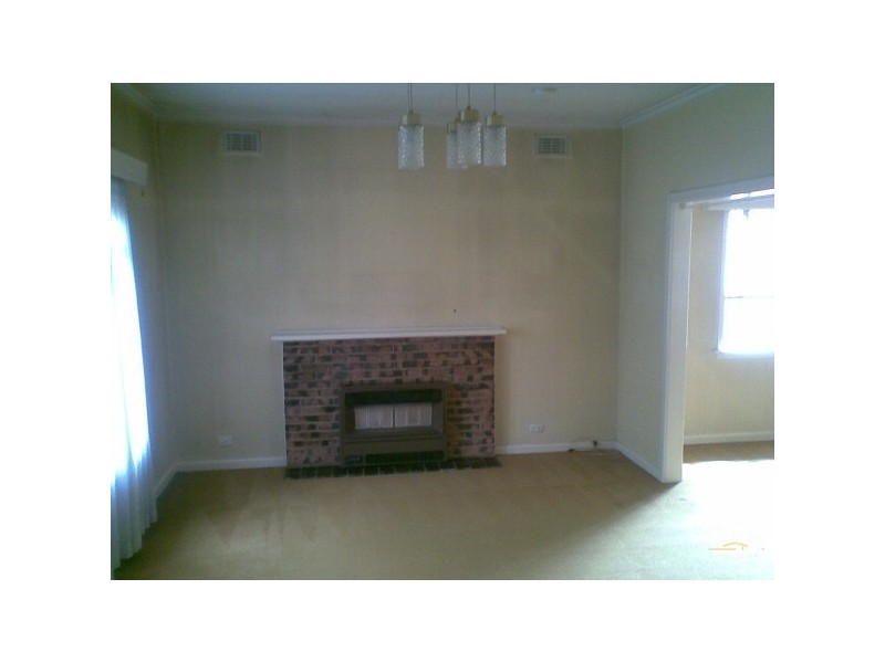 33 Beddoe Avenue, Bentleigh East VIC 3165