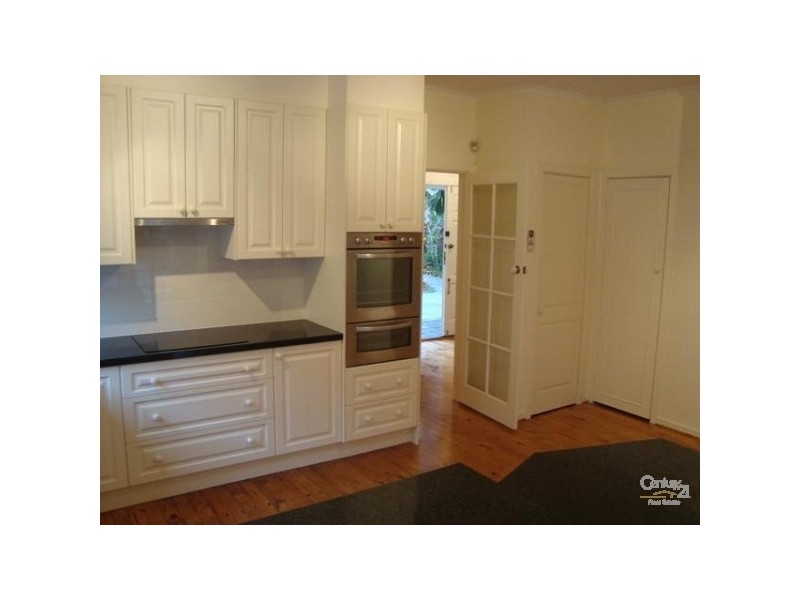 99 Orrong Road, Elsternwick VIC 3185