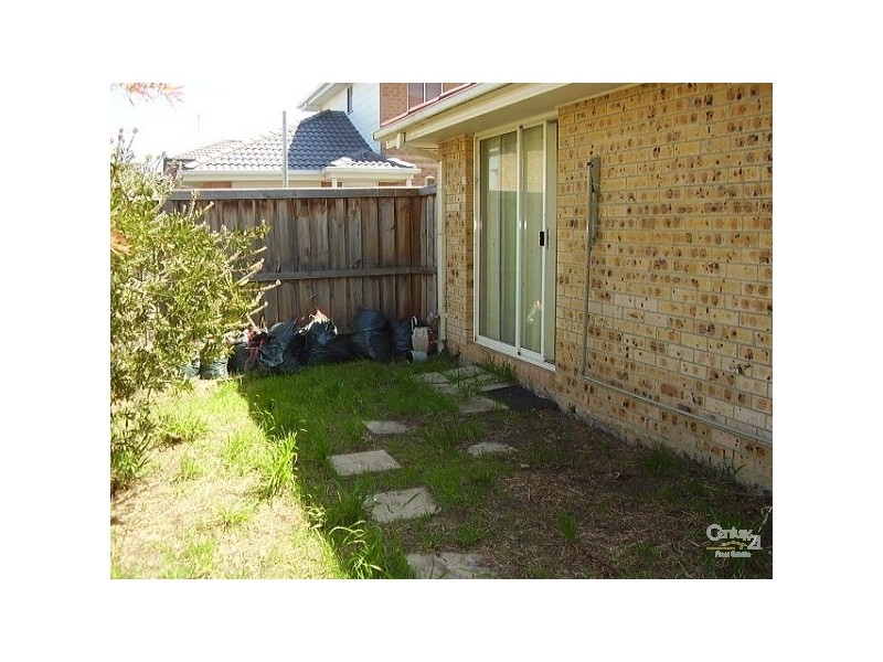 2 Gateway Close, Chadstone VIC 3148