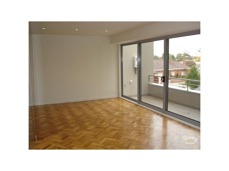 2/119 McKinnon Road, Mckinnon VIC 3204