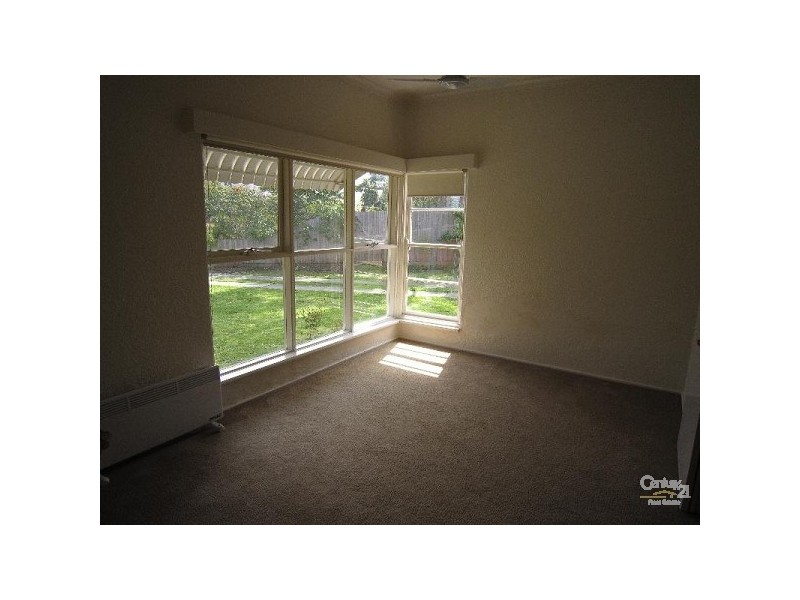 22 Roselyn Crescent, Bentleigh East VIC 3165