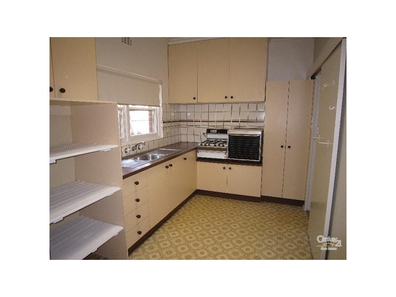 22 Roselyn Crescent, Bentleigh East VIC 3165