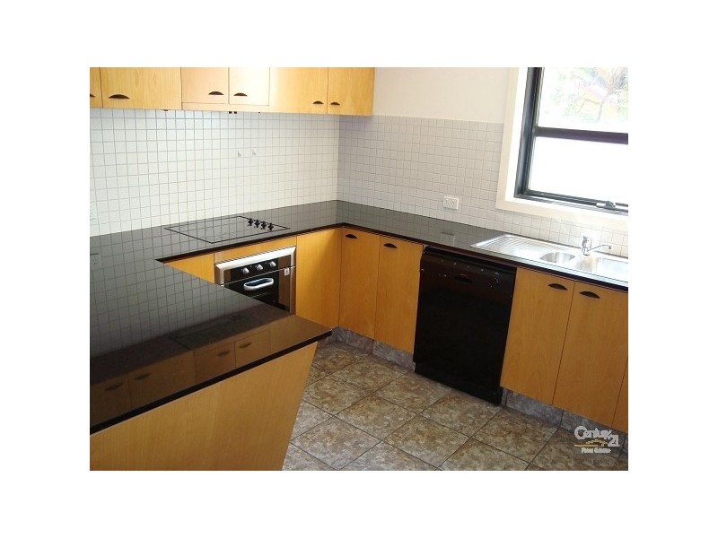 3/3 Ormond Esplanade, Elwood VIC 3184