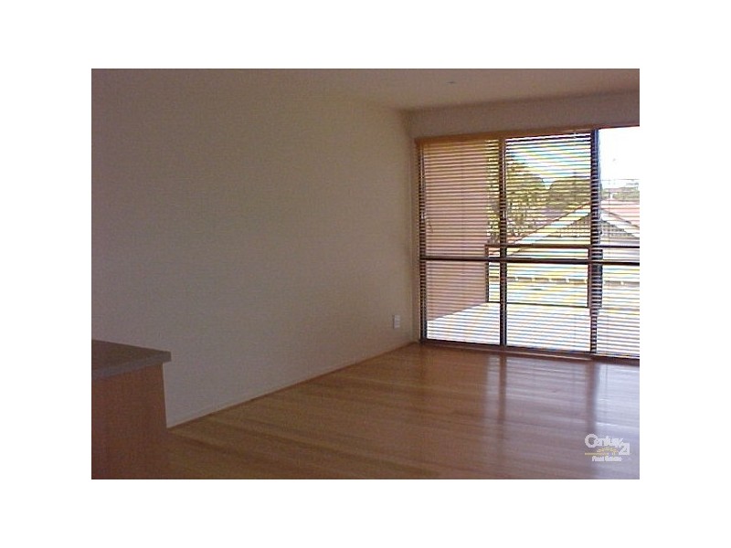 10/332 Centre Road, Bentleigh VIC 3204