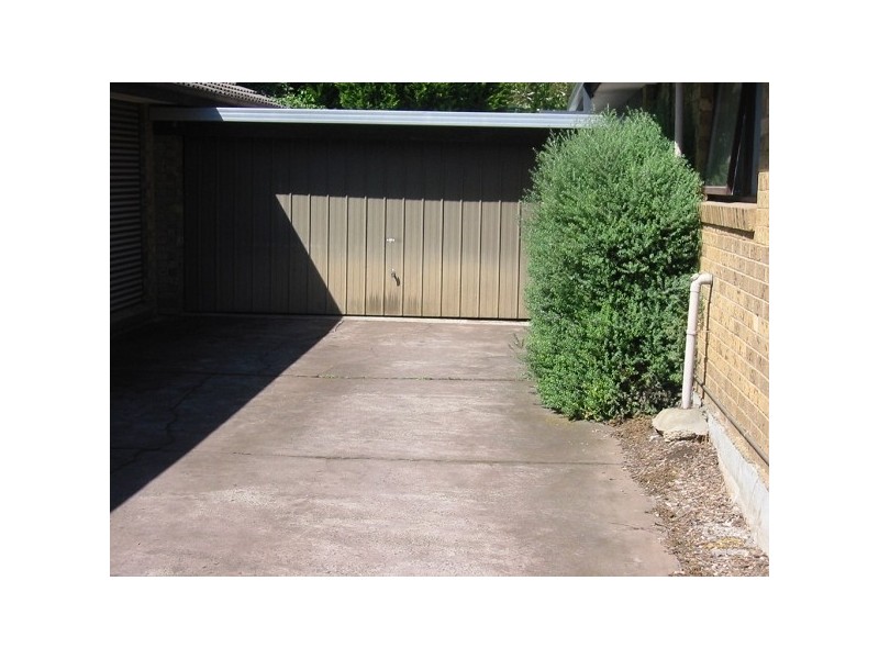 2/32 Tulip Grove, Cheltenham VIC 3192
