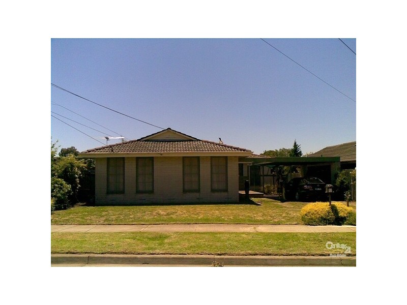 11 Turramurra Drive, Keysborough VIC 3173