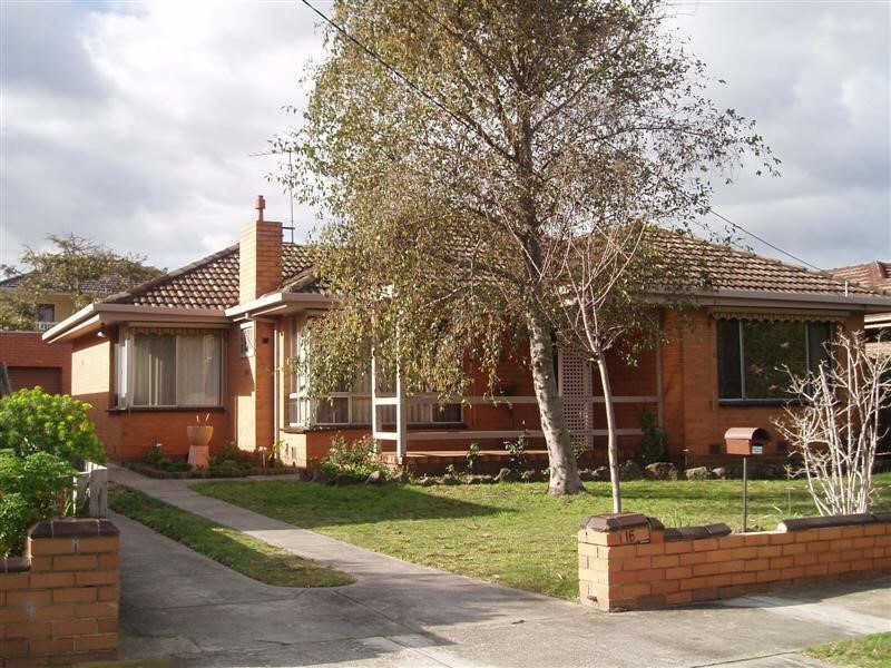 16  Columbia Street, Oakleigh South VIC 3167