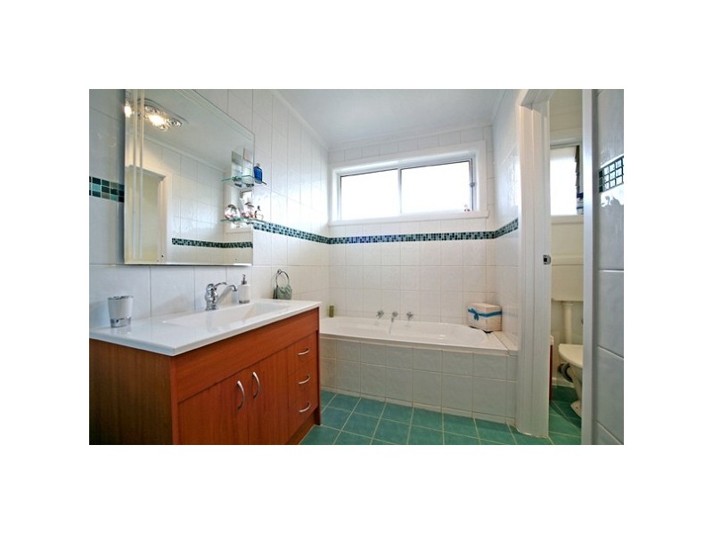 4/1-6 Chaprowe Court, Cheltenham VIC 3192