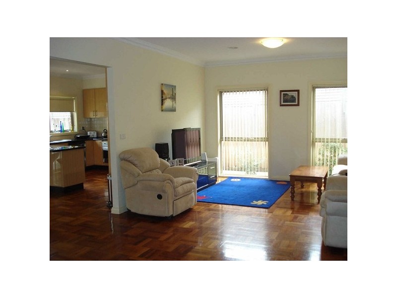 2/1  Mervin Street, Bentleigh East VIC 3165