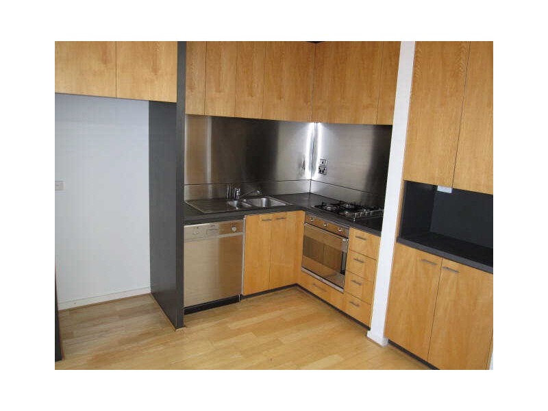 34/185  Barkly Street, St Kilda VIC 3182