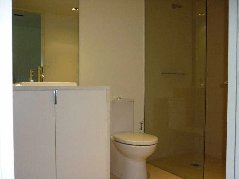 403/279  Wellington Parade South, East Melbourne VIC 3002